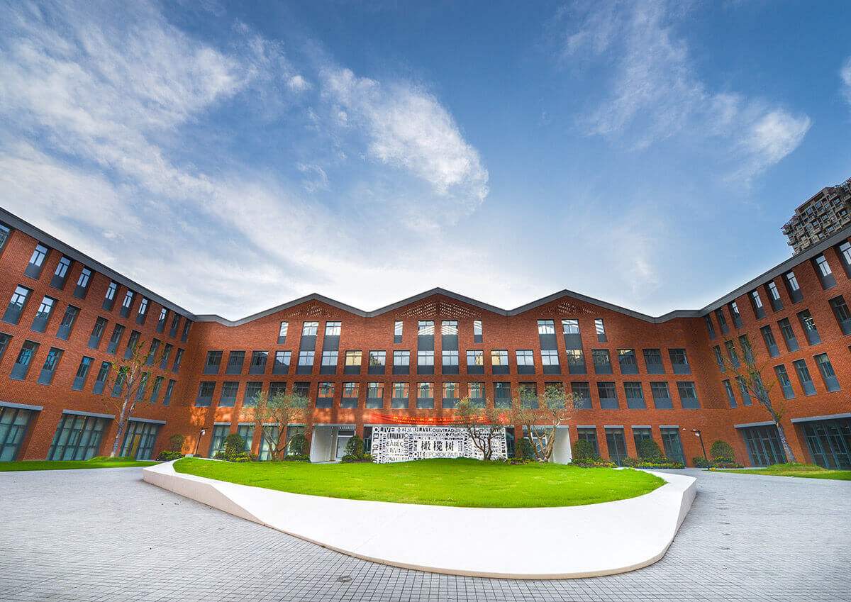 樂山廣播電視大學(xué)金口河分?！鸽姶蟆?></a></div>
          <dl>
              <dt><a href=