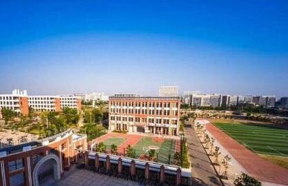 成都市第二十中學(xué)?！赋踔胁俊?></a></div>
            <dl>
              <dt><a href=