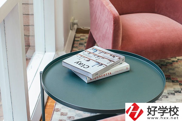 懷化啟航衛(wèi)生學(xué)校護理專業(yè)好不好？學(xué)費貴嗎？