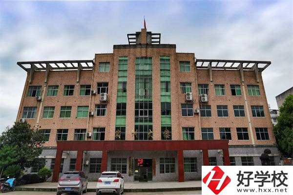會同縣職業(yè)中專學(xué)校實(shí)訓(xùn)樓