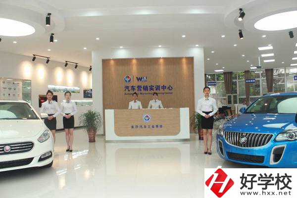 長(zhǎng)沙汽車(chē)工業(yè)學(xué)校學(xué)費(fèi)是多少？招生要求有哪些？