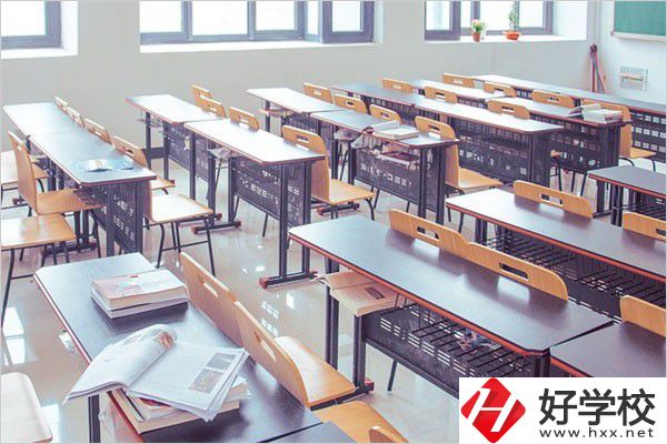 常德石門縣有什么中專學校？是公辦還是民辦的？