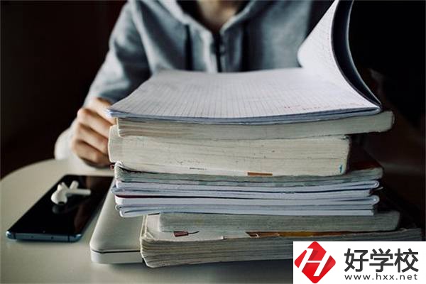 長(zhǎng)沙民辦高中值不值得讀？條件一般的話讀什么學(xué)校好？