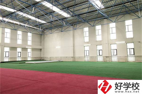 婁底環(huán)宇中等職業(yè)技術學校辦學如何？什么專業(yè)能升學？