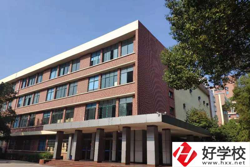 湖南建設中等職業(yè)學校怎么樣，是技校嗎？