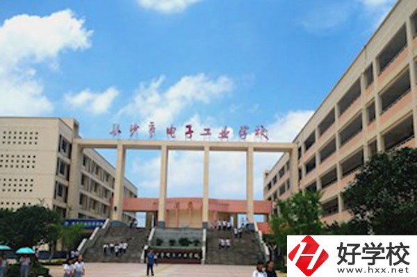 長沙電子工業(yè)學(xué)校的招生要求有哪些？