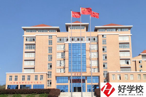 冷水灘有哪些技工學(xué)校？辦學(xué)條件怎么樣？