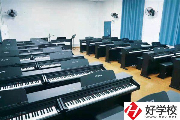 邵陽有什么辦學(xué)條件比較好的中專？宿舍怎么樣？
