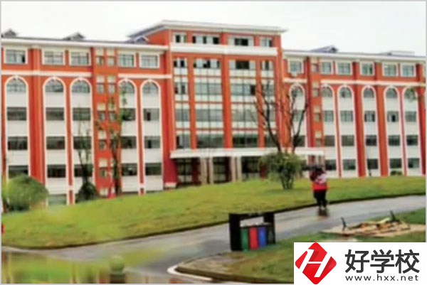 湖南醫(yī)藥職業(yè)中專有哪些招生專業(yè)？報考要求是什么？
