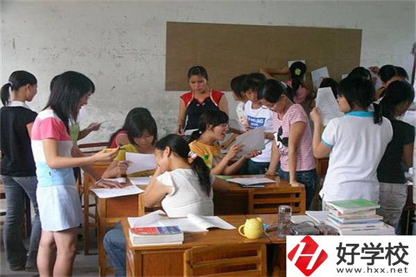 在湖南讀高中和讀職高有什么不同？職高生有什么優(yōu)勢(shì)？