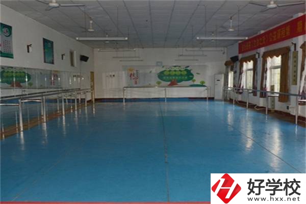 湘潭最好的民辦職高是哪所？職高值得就讀嗎？