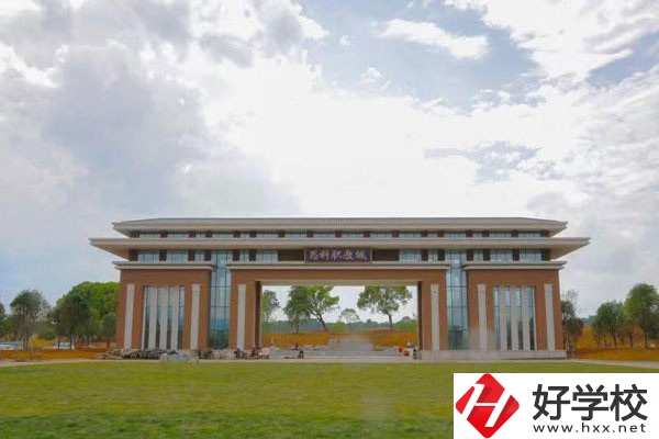 郴州哪所中專有護理專業(yè)？護理專業(yè)畢業(yè)好就業(yè)嗎？