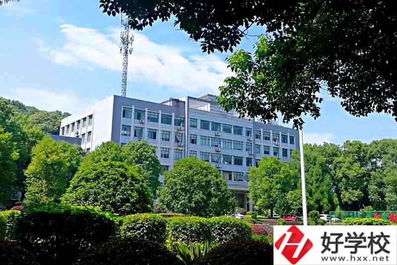 邵陽(yáng)市機(jī)電職業(yè)技術(shù)學(xué)校怎么樣？適合就讀嗎？