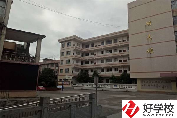 湘西民族女子中等職業(yè)學(xué)校有哪些專業(yè)？招生要求高嗎？