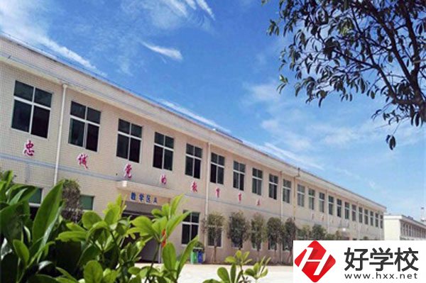 長沙益立中等職業(yè)學校的辦學條件怎么樣？