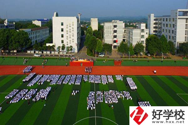 湖南瀏陽有什么好的中?？梢酝扑]？學(xué)什么專業(yè)好？