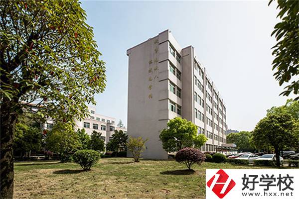 邵陽(yáng)有沒(méi)有300分可以讀的公辦中職？有什么專(zhuān)業(yè)可以學(xué)？