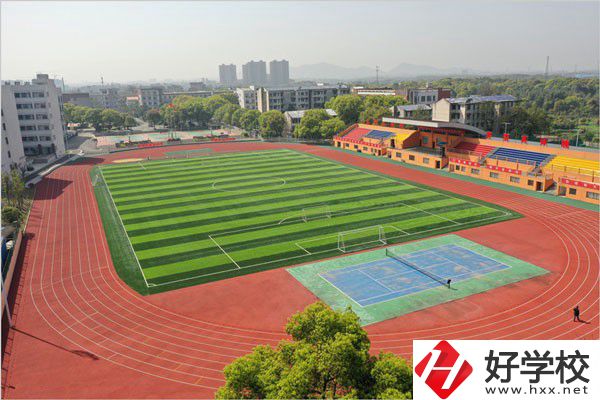 長沙市望城區(qū)職業(yè)中等專業(yè)學校的師資力量如何？