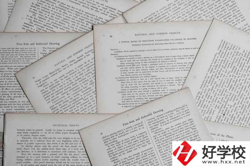 益陽(yáng)市中專護(hù)理學(xué)容易就業(yè)嗎？前景怎么樣？