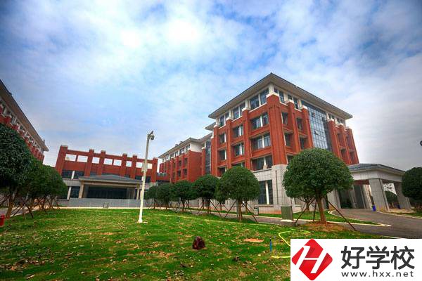 湖南初中生可以上公辦大專嗎？中職生上大專要求高嗎？
