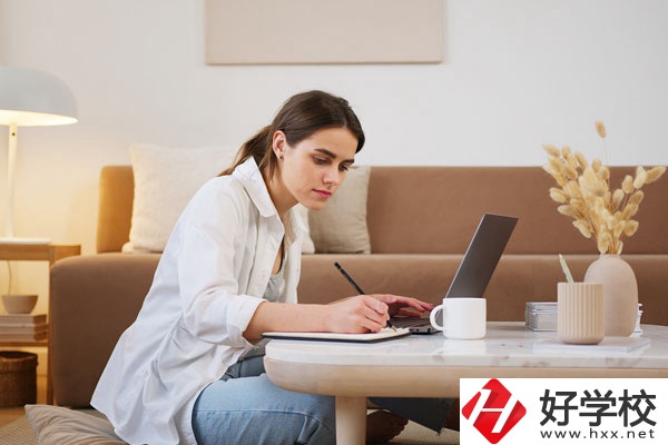郴州市理工職業(yè)技術學校有什么專業(yè)？學校地址在哪兒？