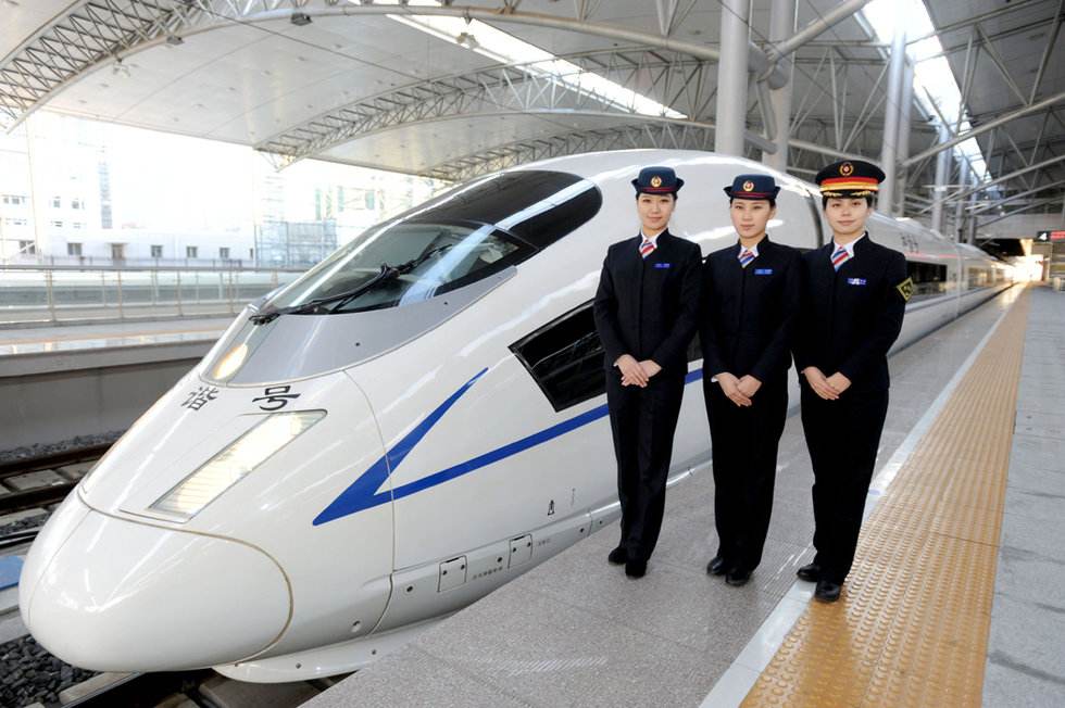 初中生選擇高鐵乘務專業(yè)好嗎？