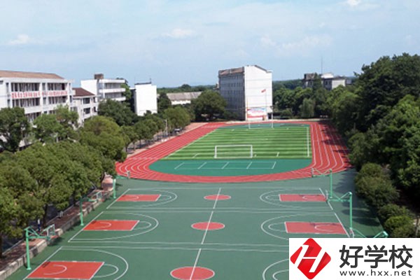 益陽市綜合職業(yè)中等專業(yè)學(xué)校收費(fèi)貴不貴？