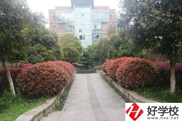 衡陽市職業(yè)中等專業(yè)學(xué)校的實(shí)訓(xùn)條件怎么樣？