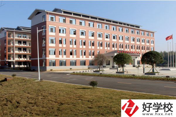 長(zhǎng)沙市湘都中等職業(yè)學(xué)校收費(fèi)標(biāo)準(zhǔn)怎么樣？