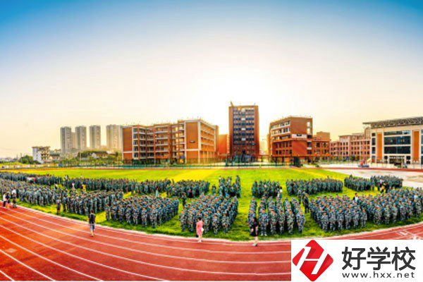 新化縣楚怡工業(yè)學(xué)校有升學(xué)班嗎？升學(xué)率是多少？