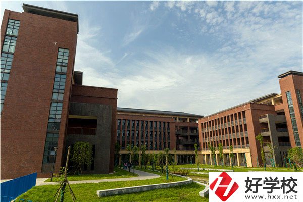 常德汽車機電學(xué)校汽車類專業(yè)就業(yè)前景如何？