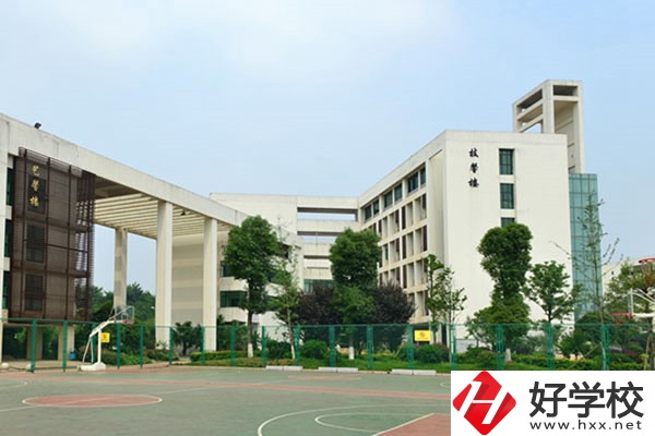 長沙有開設(shè)學(xué)前教育專業(yè)的職校嗎？招生要求高嗎？