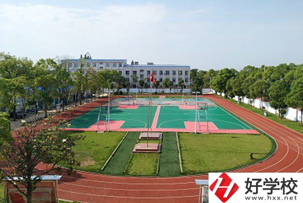 岳陽市建設科技職業(yè)技術(shù)學校運動場