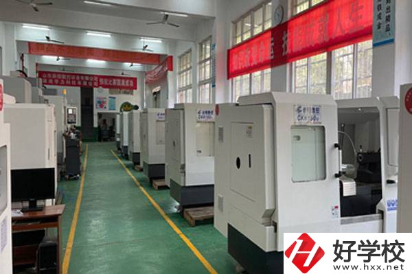 湖南省工業(yè)貿(mào)易學(xué)校在什么位置？有哪些辦學(xué)優(yōu)勢(shì)？
