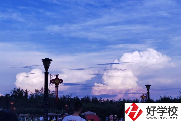 南縣職業(yè)中專好嗎？就業(yè)情況怎么樣？