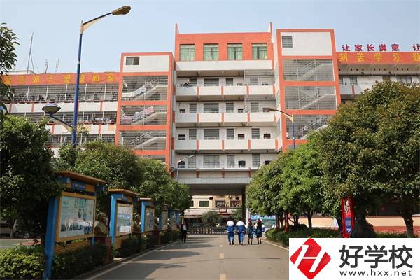 永州值得推薦的民辦技校有哪些？學(xué)費(fèi)多少？