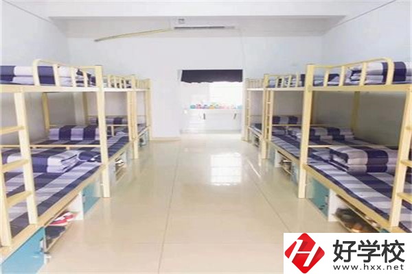長沙經(jīng)貿(mào)職業(yè)中專有哪些招生專業(yè)？有哪些辦學(xué)優(yōu)勢？