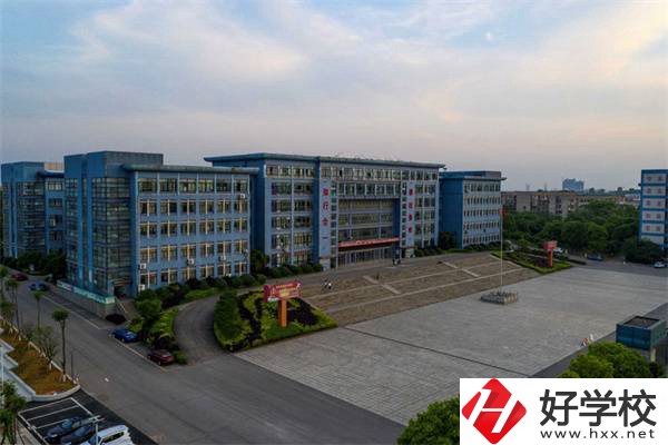 湘潭工業(yè)中職學(xué)校哪所最好？什么專業(yè)最有特色？