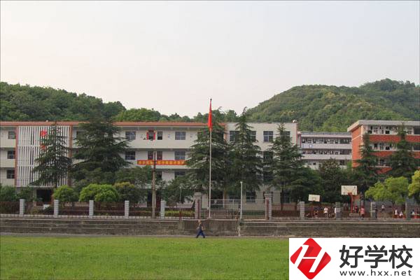 岳陽(yáng)就業(yè)率高的中專有哪些？學(xué)校有什么辦學(xué)特色？