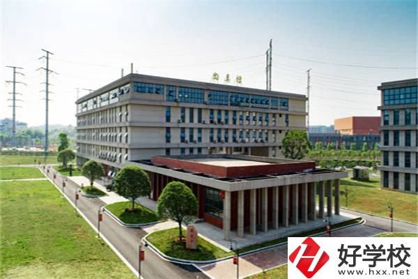 株洲排名靠前的職高是哪幾所？辦學(xué)條件怎么樣？