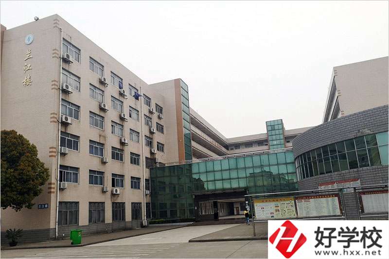 澧縣職業(yè)中專學(xué)校怎么樣？值得去讀嗎？
