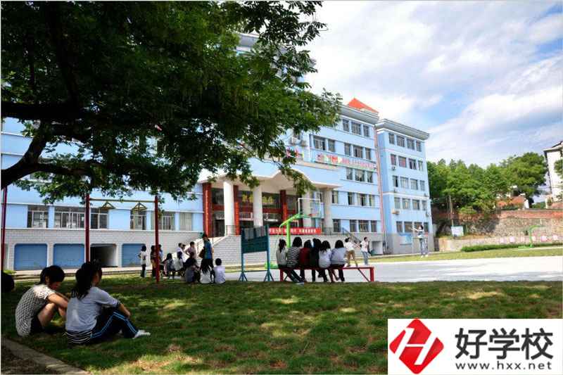 炎陵縣職業(yè)技術學校辦學條件好嗎？有何辦學特色？