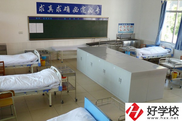 長沙有哪些中職學?？梢詫W護理專業(yè)？