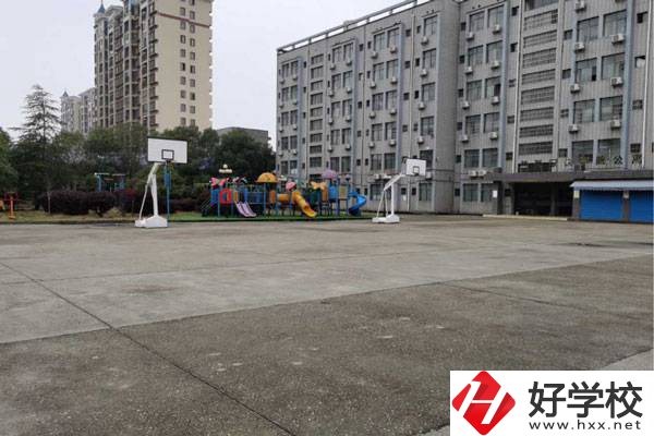 益陽電腦美術(shù)職業(yè)學(xué)校怎么樣？開設(shè)了哪些專業(yè)？