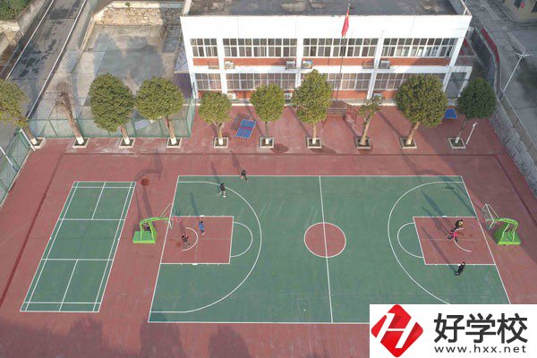 湖南有哪些比較好的公辦職高？學(xué)費(fèi)是多少？