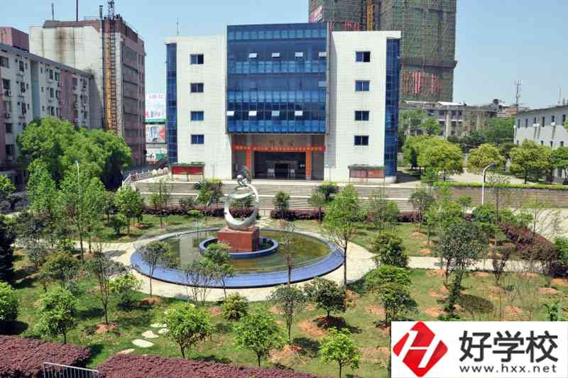 湖南省耒陽師范學校有哪些專業(yè)？就業(yè)前景怎么樣？
