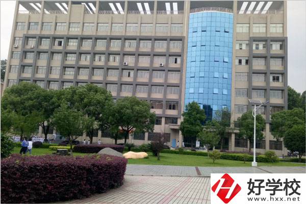 湖南有哪些中專學(xué)?？梢詫W(xué)醫(yī)？有哪些專業(yè)？