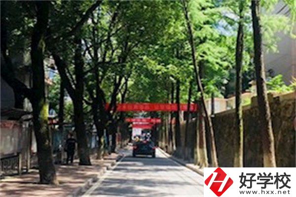 長(zhǎng)沙升學(xué)率高的中職學(xué)校有哪些？招生要求嚴(yán)不嚴(yán)？
