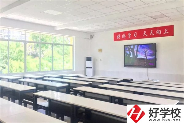長沙有什么衛(wèi)校？學(xué)校條件怎么樣？