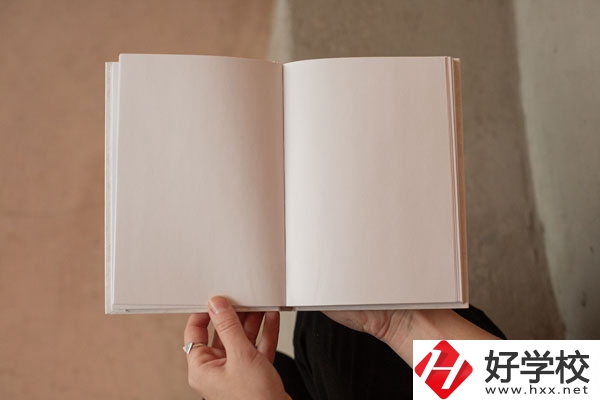 懷化啟航衛(wèi)生學(xué)校辦學(xué)地址在哪兒？